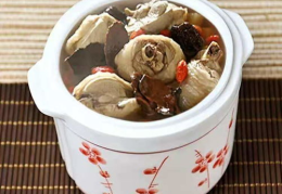 网红炖鸡肉,家常美味，营养满分，轻松学会的炖鸡秘诀