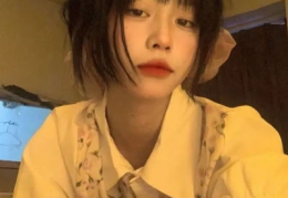 女头ins清冷破碎感黑白,清冷破碎的女头Ins美学