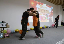 十五的月亮打一成语,月圆人团圆